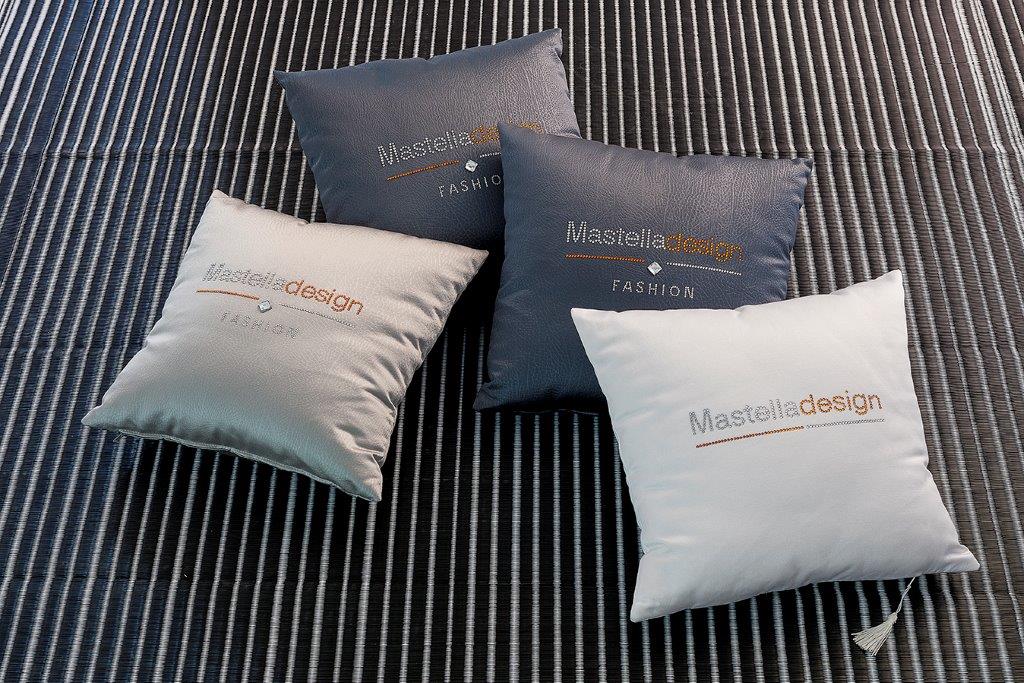pillows-monica-mastella